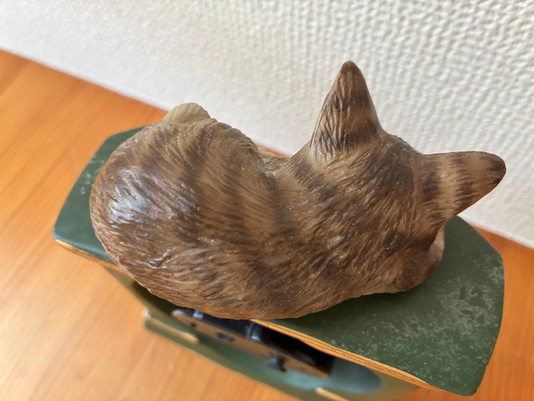 わちふぃーるど ふせ猫置時計 ダヤン アンティーク グリーン
