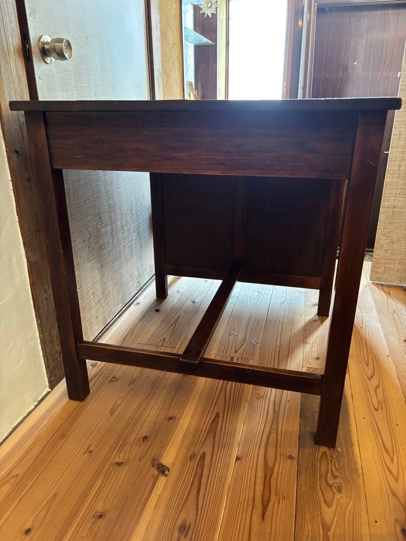 アンティーク　レトロ　木製デスク 5引き出し付き