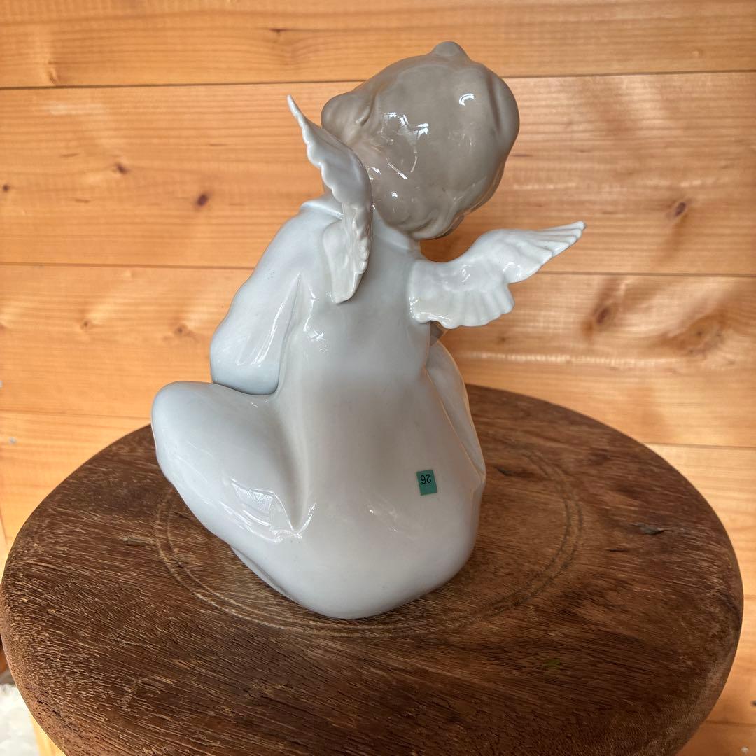 リヤドロ　スペイン　ポーセリン 夢見る天使 4961 置物