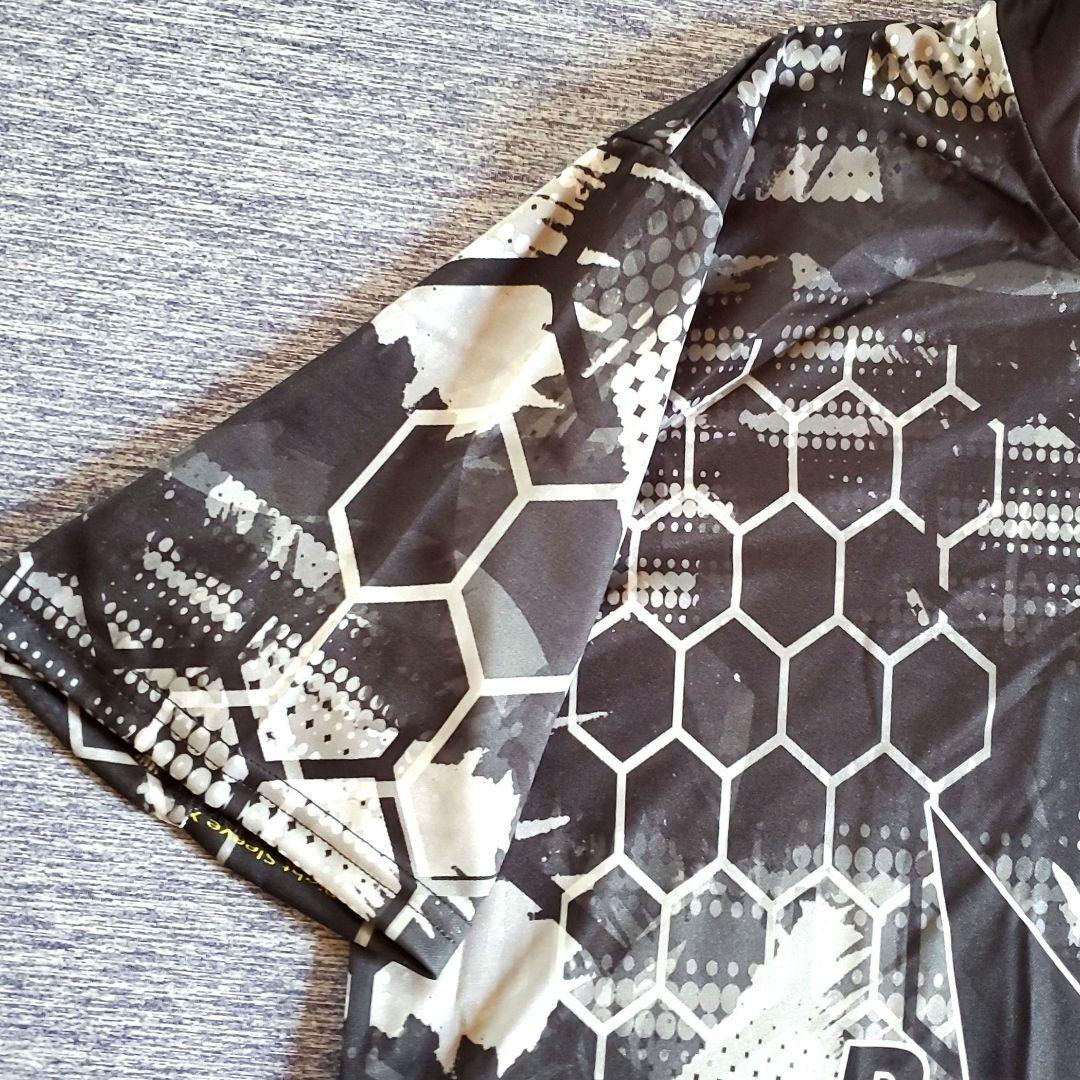 【日本未発売】ボウリングウェア　Brunswick　日本サイズ2XL　ブラック