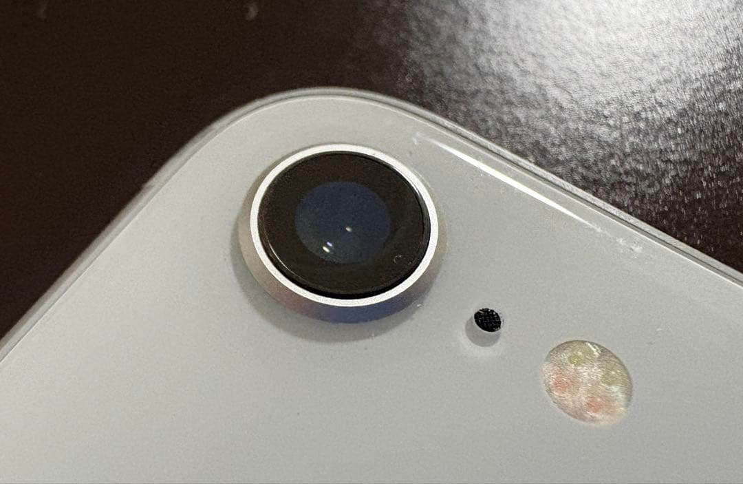 【匿名配送込】iPhone 8 64GB SIMフリー 箱ケーブル充電器付属