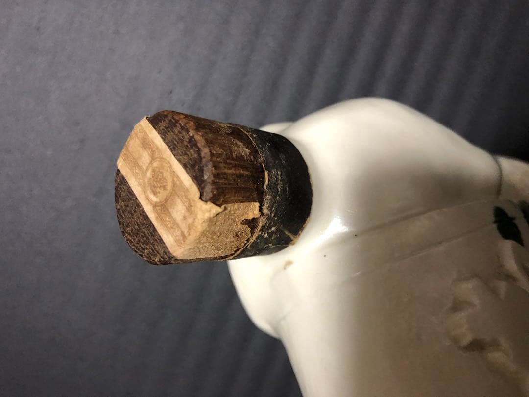 空瓶　1994年　サントリー ローヤル 干支ボトル　戌