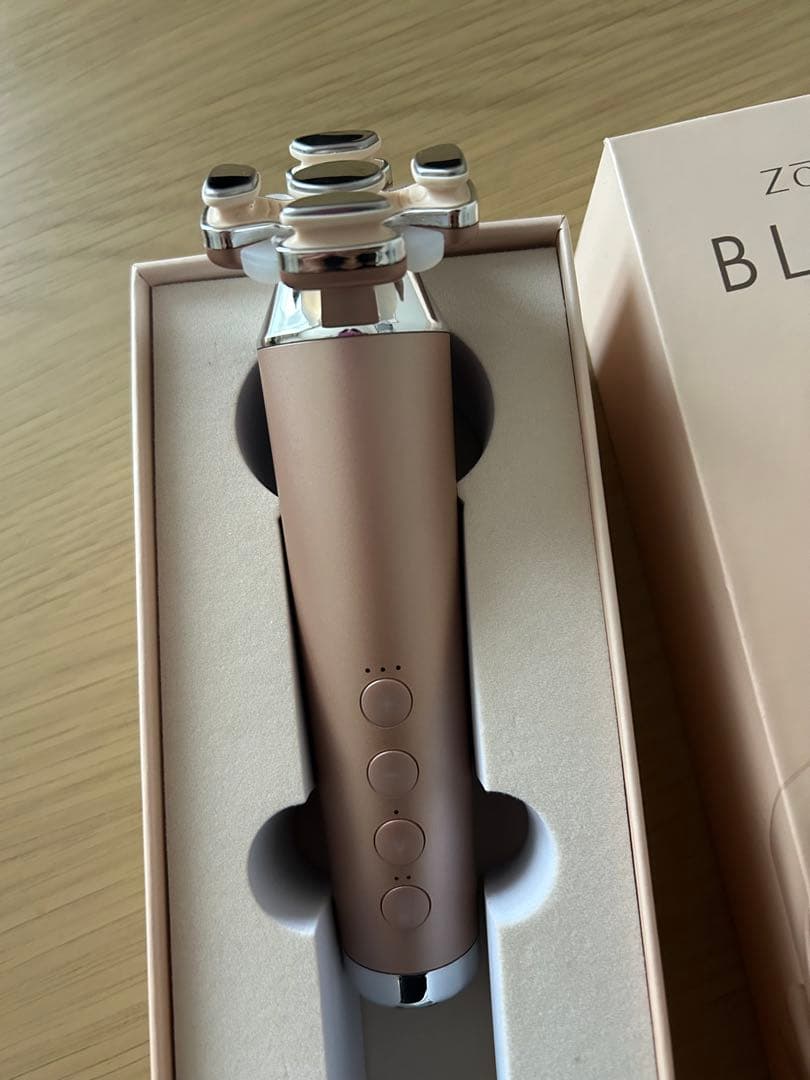 ZOGANKIN BLOOM 美顔器