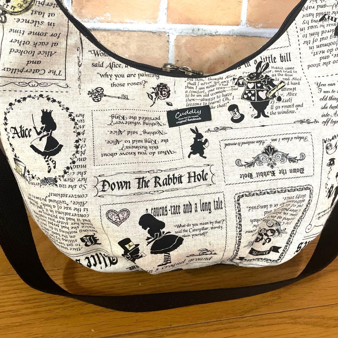 £たかこ£様　アリスのアーチ型ショルダーバッグ　ネコちゃん　トートバック