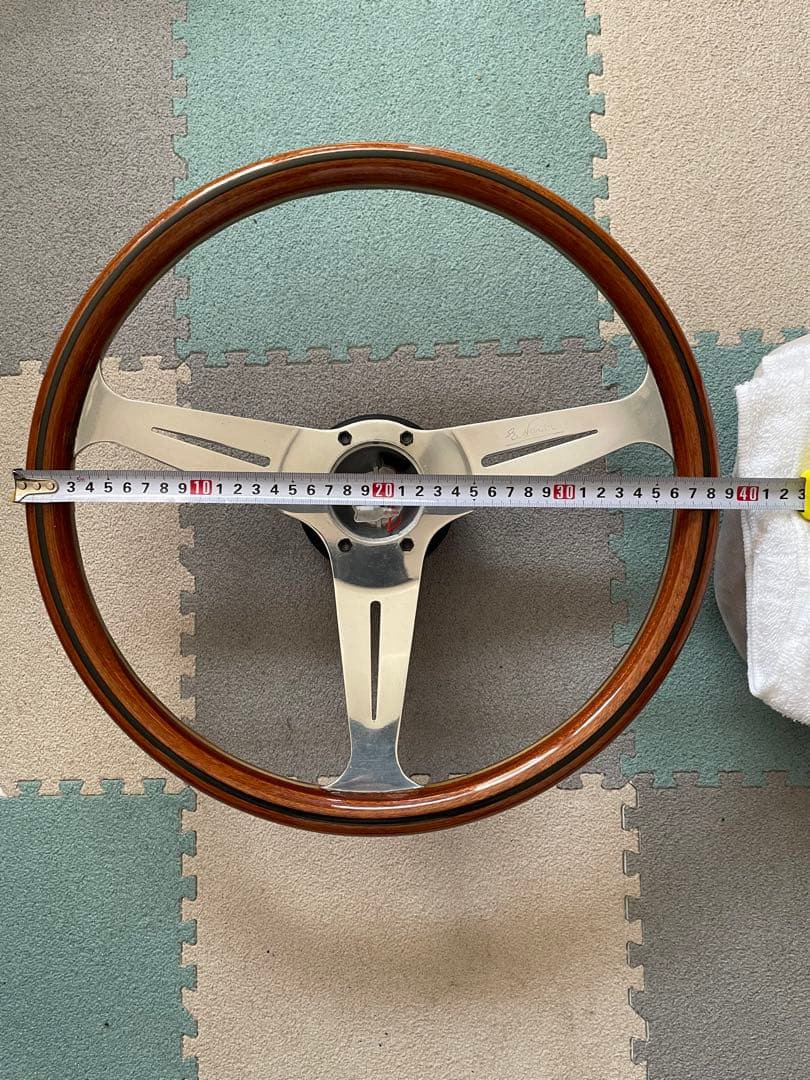 希少大径サイズ　ランクル80 ナルディステアリング39㎝　ボス付き　当時物