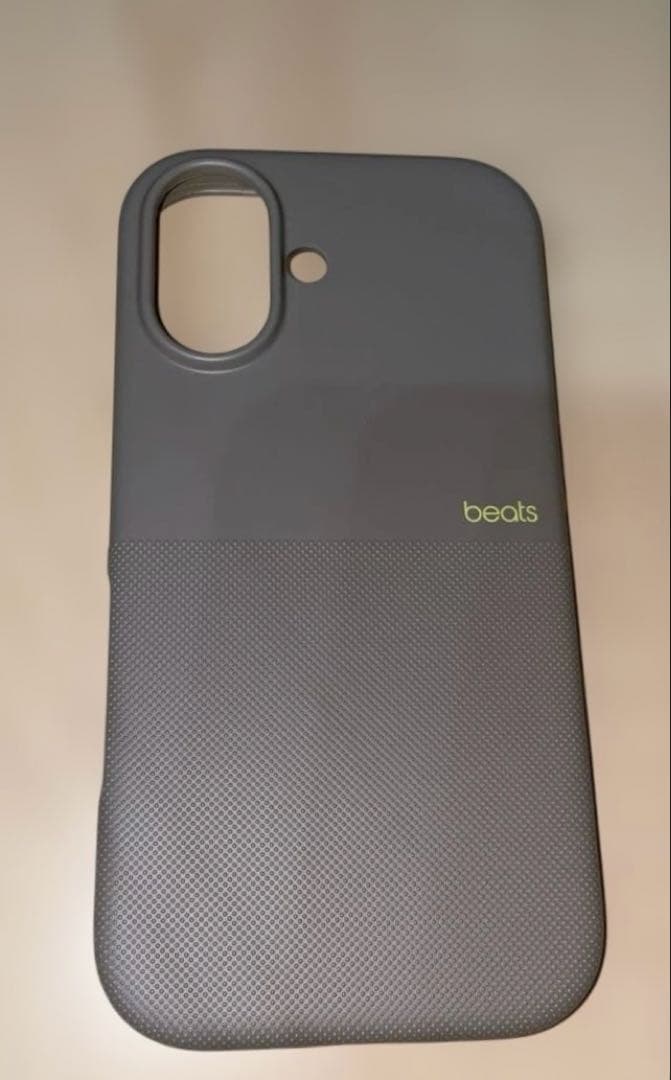 Beats iPhone 17 ケース　アルパイングレイ