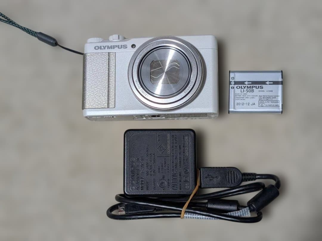 【値下げしました】OLYMPUS STYLUS XZ-10 デジタルカメラ