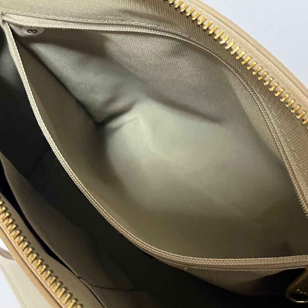 美品✨フルラ　ミネルヴァ　2way ショルダーバッグ　通勤通学　レザー　グレー