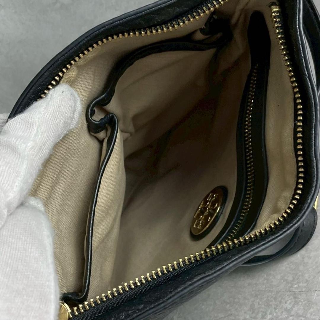美品　トリーバーチ アマンダ　ブラック　レザー　ショルダーバッグ　グレインレザー