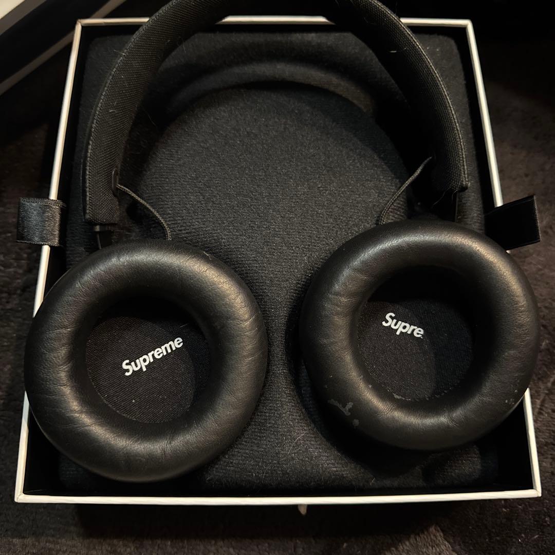 supreme×Bang&Olufsen ワイヤレスヘッドホン　動作確認OK