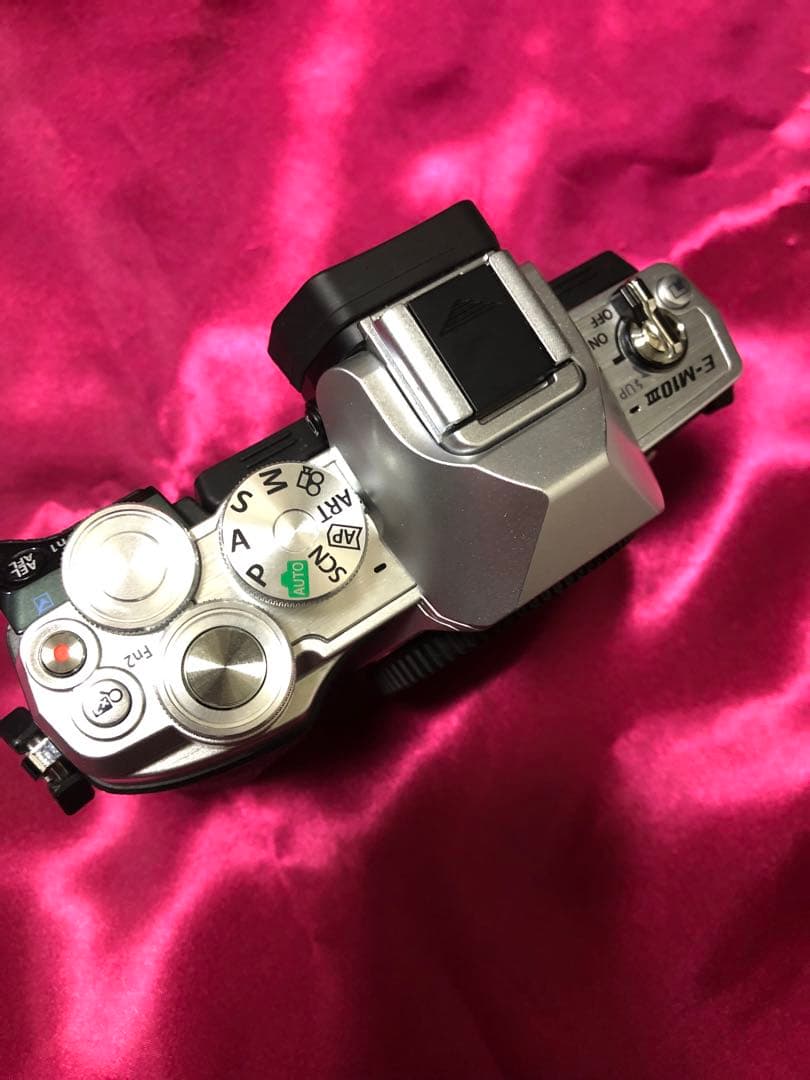 OLYMPUS OM-D E-M10 Mark Ⅲ本体　レンズ2本　付属品一式