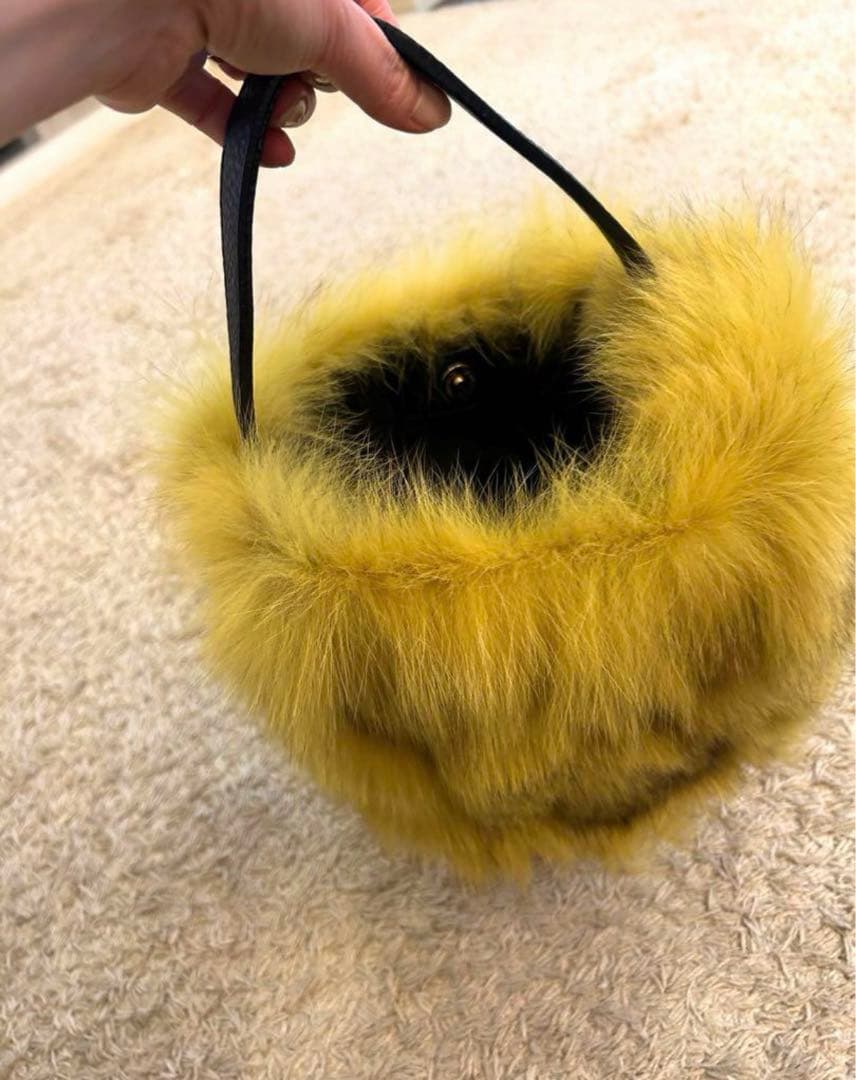 最終お値下げ✳︎新品半額✳︎ヴィオラドーロ VIRINA購入✳︎ファー　バッグ✳︎