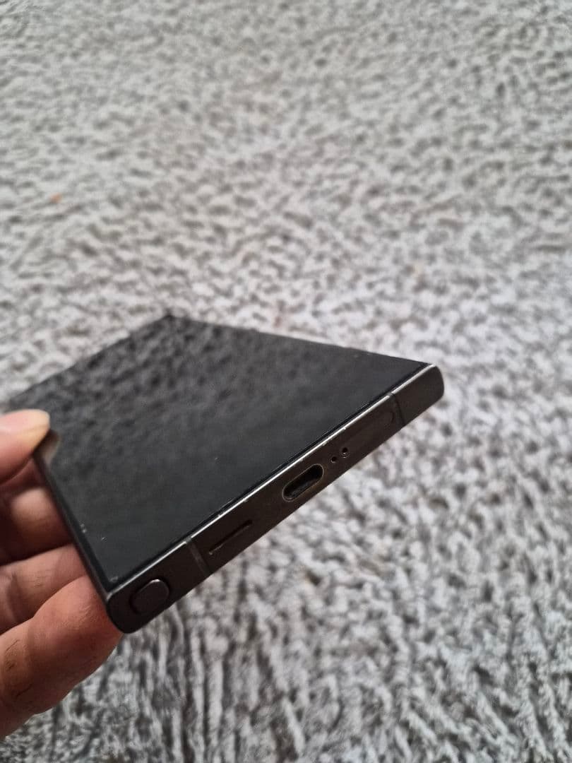 Galaxys24 ULTRA 256gb 中古
