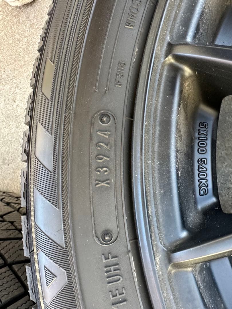 YJWORK エモーション　M8R 17インチ スタッドレスタイヤホイール