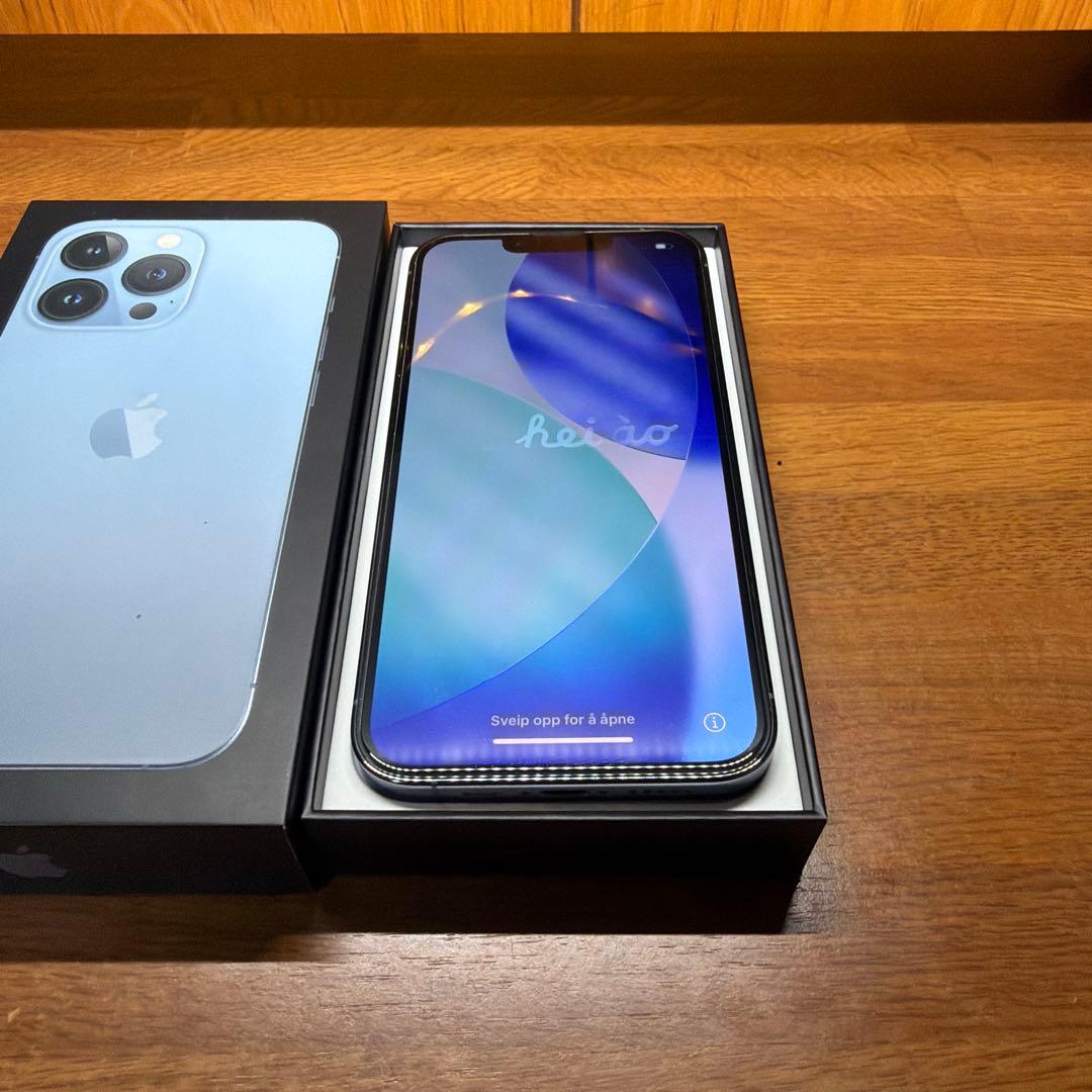 【人気機種】SIMフリー iPhone 13 Pro シエラブルー256gb