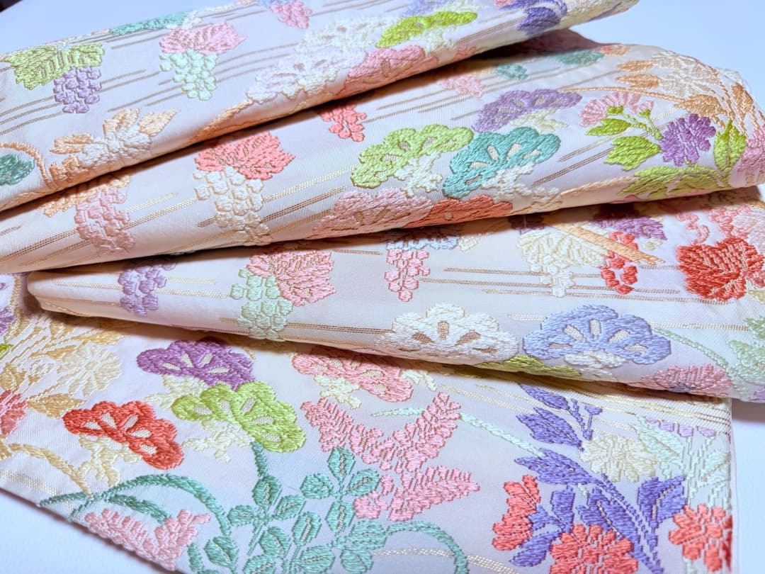 高級 袋帯 正絹 六通柄 総唐織 ホワイト 訪問着 色無地 約70万円