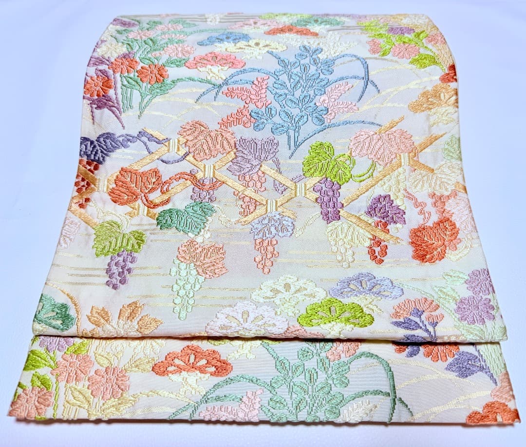 高級 袋帯 正絹 六通柄 総唐織 ホワイト 訪問着 色無地 約70万円