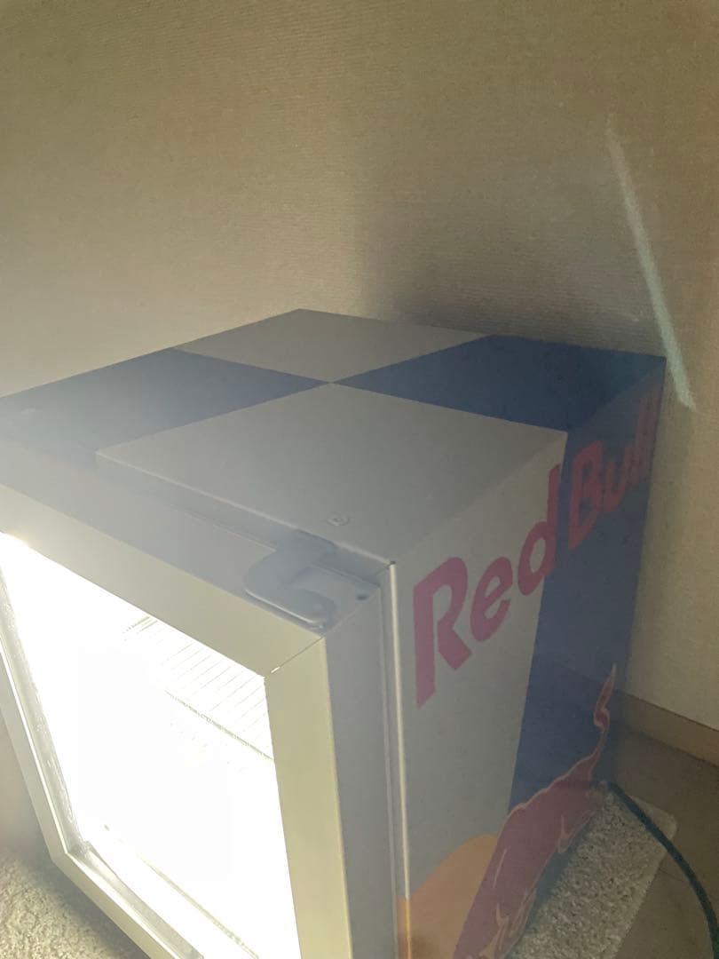 【希少】Red Bull ロゴ入り冷蔵庫 コンパクト