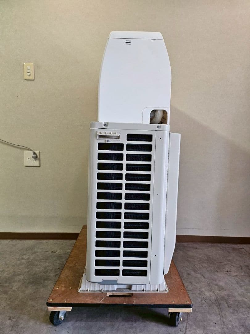 ◎1757 ダイキン【ATA56ZPE1-W】2023年 18畳 エアコン 中古