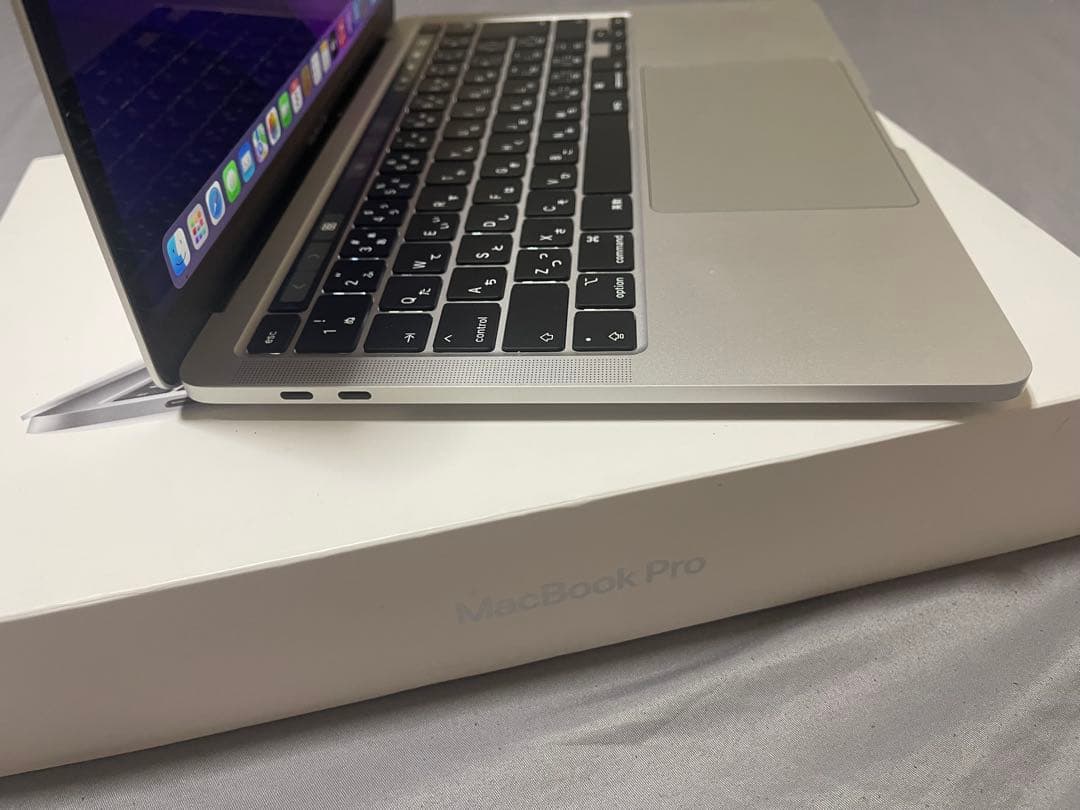 美品 Apple MacBook Pro 13インチ 充電器箱付き