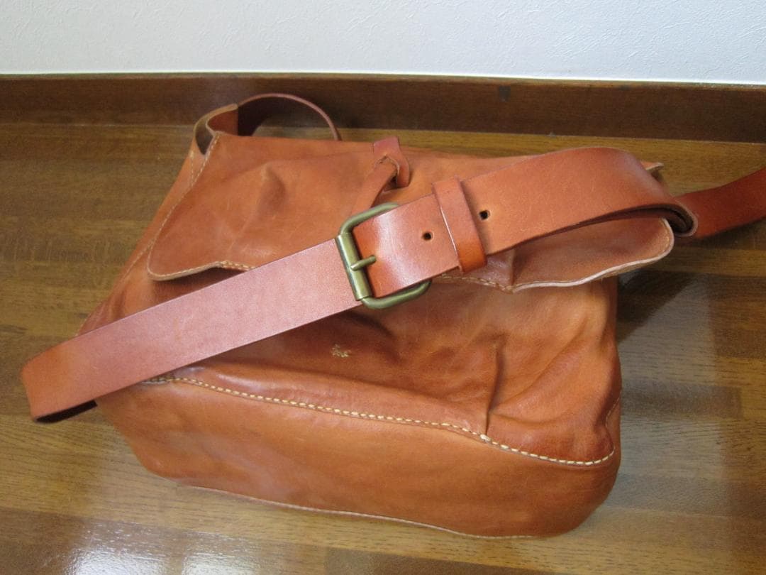 アンリークイール　⑤　ショルダーバッグ　鞄　バッグ