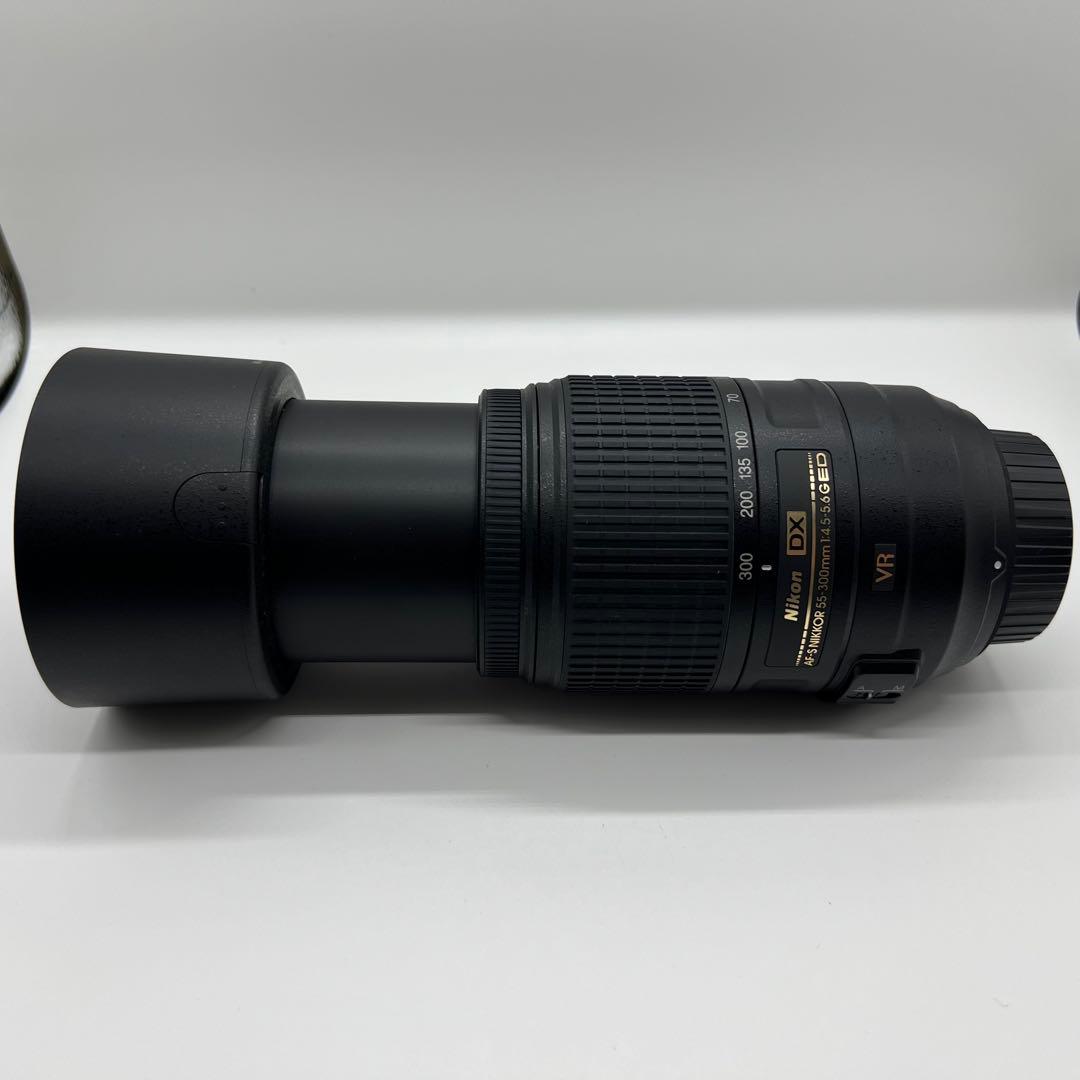 Nikon AF-S DX NIKKOR 55-300mm 望遠レンズ