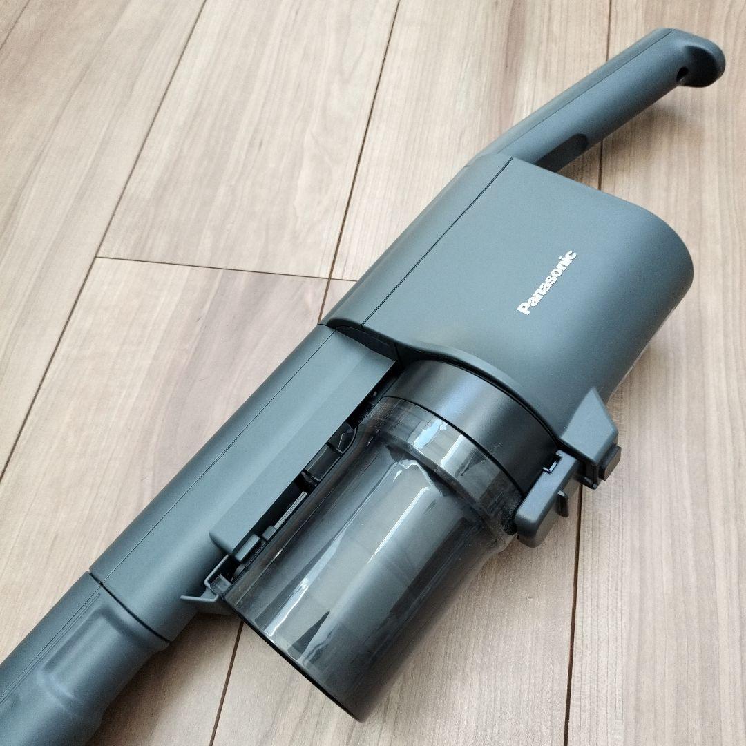 【保証付】パナソニック　充電式掃除機　MC-SB54K