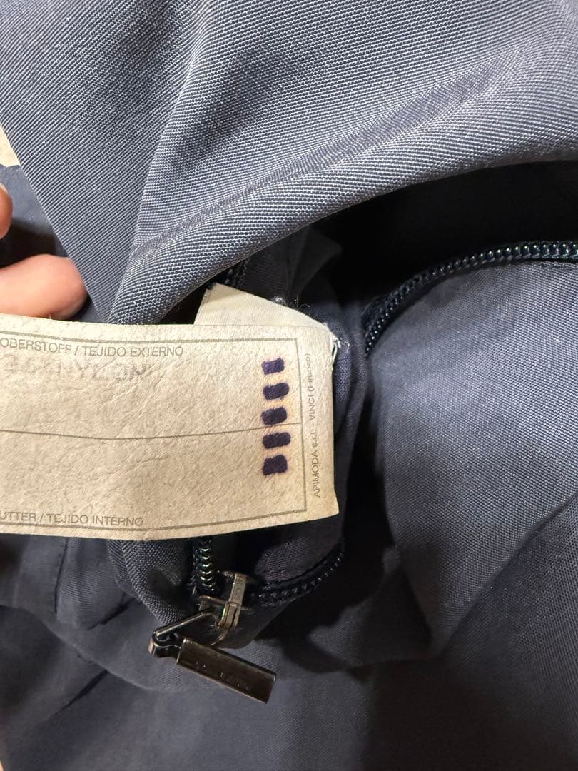 アルマーニコレッツォーニ　コットンナイロンジャケット　グレー系