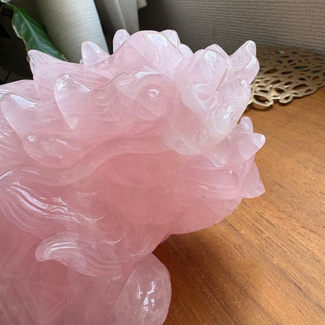 大型 高品質 マダガスカル産ローズクォーツ 龍亀（ロングイ） 置物2.45kg