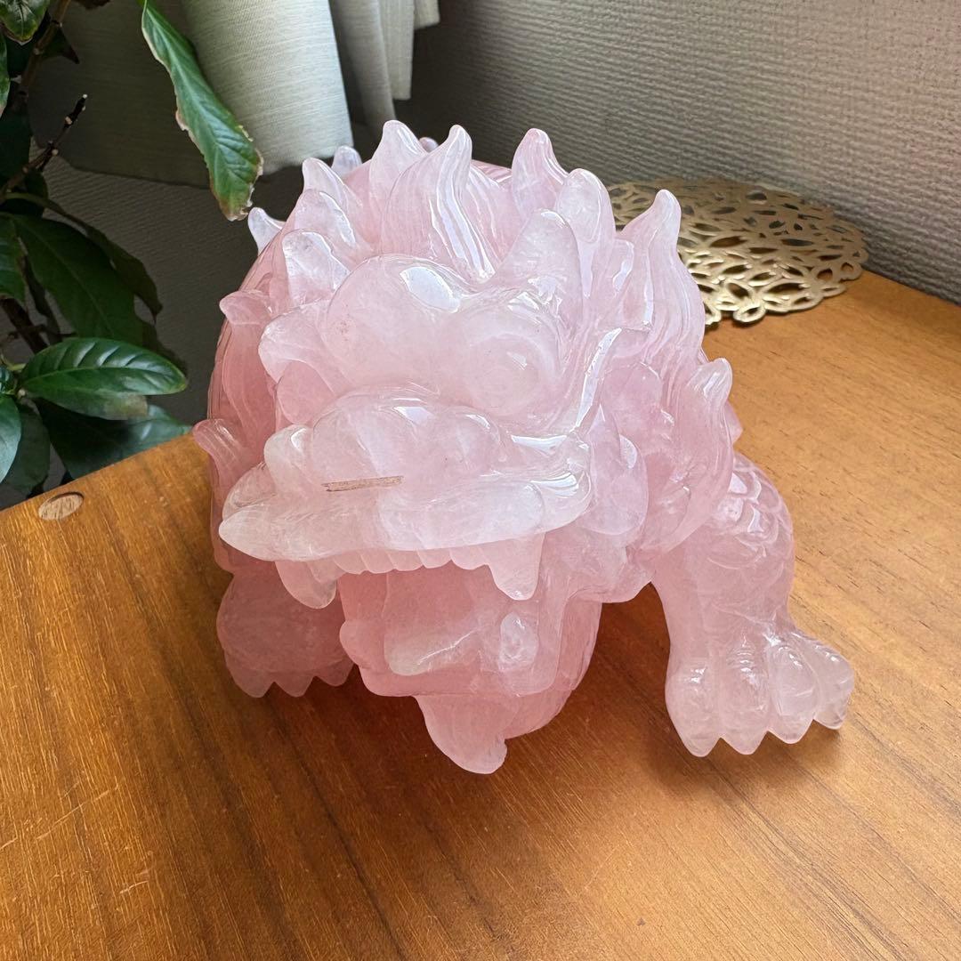 大型 高品質 マダガスカル産ローズクォーツ 龍亀（ロングイ） 置物2.45kg