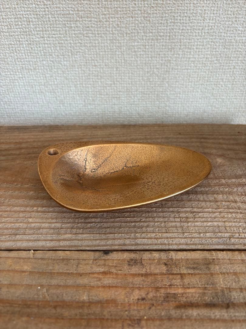 aesop インセンスホルダー