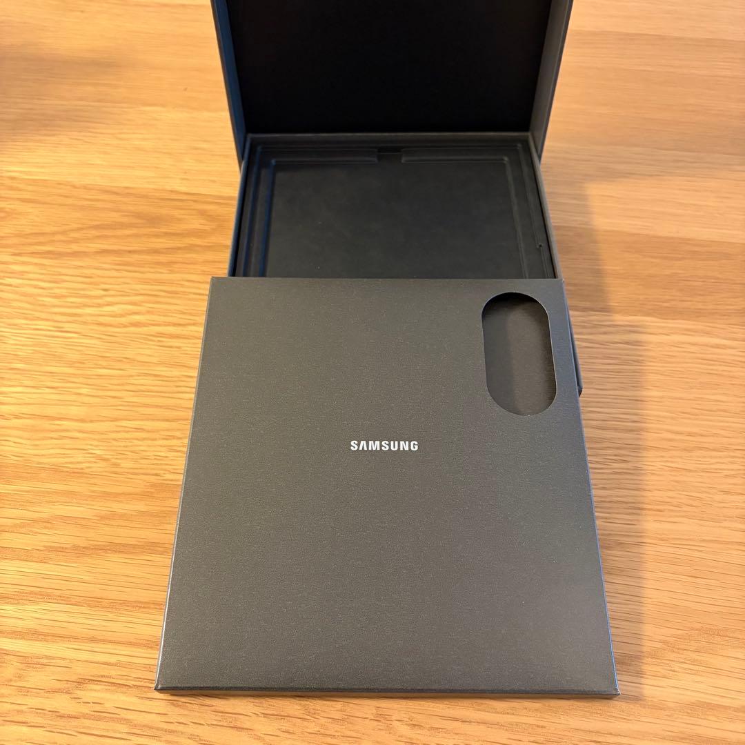 【極美品】Galaxy Z Fold7 Jetblack 256GB 本体箱付き