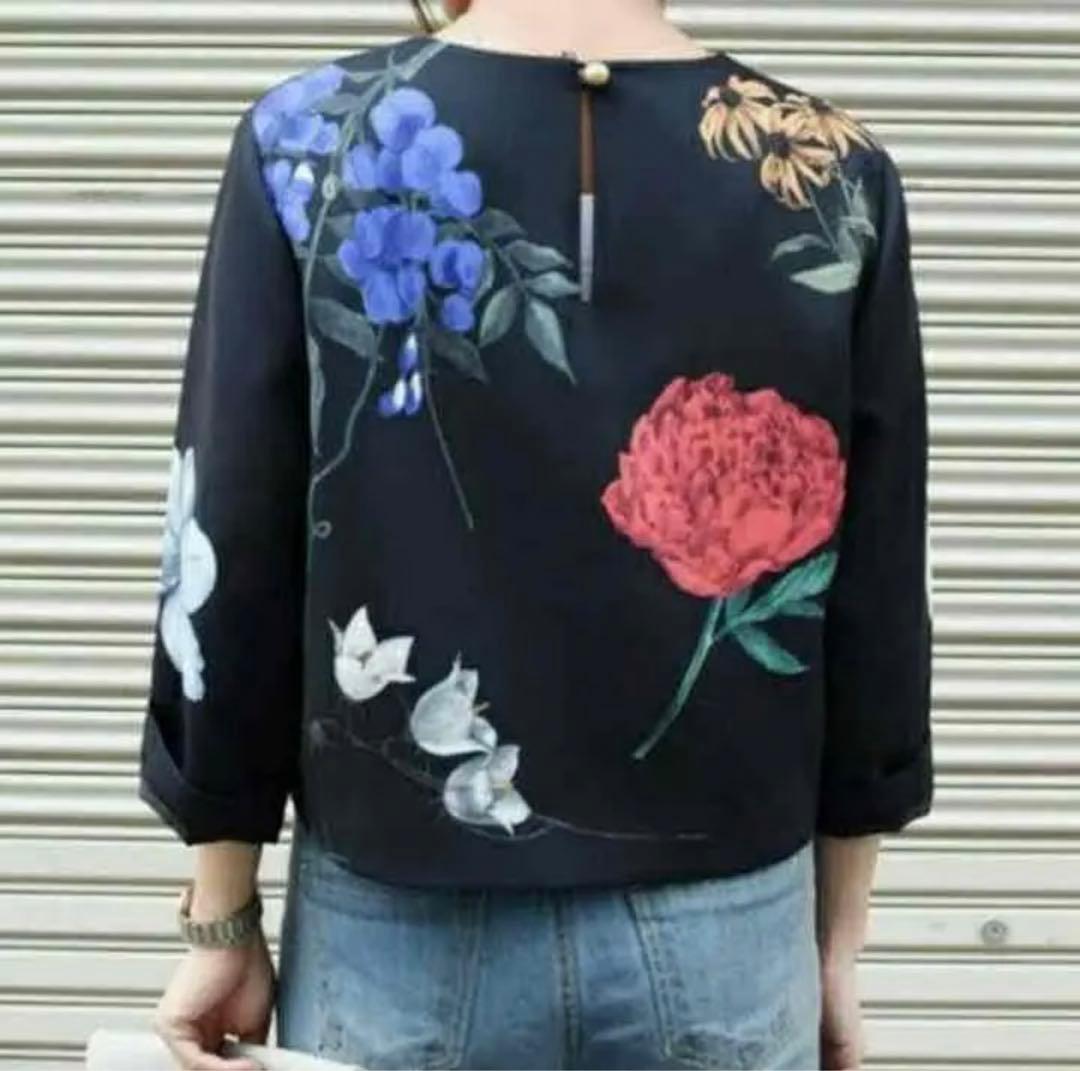 希少 即完売 AMERI アメリ ビンテージ　アマンダ花柄トップス