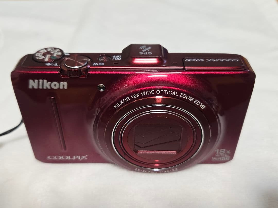 Nikon COOLPIX s9300 本体　バッテリー3個+USB充電器