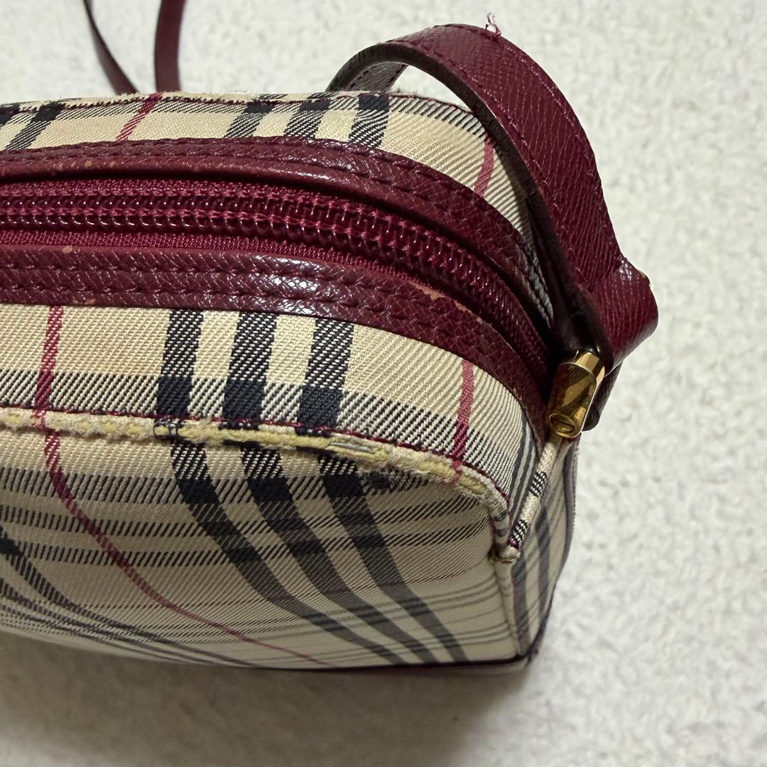 Burberry バーバリー　ショルダーバッグ　ノバチェック　レザー　レッド