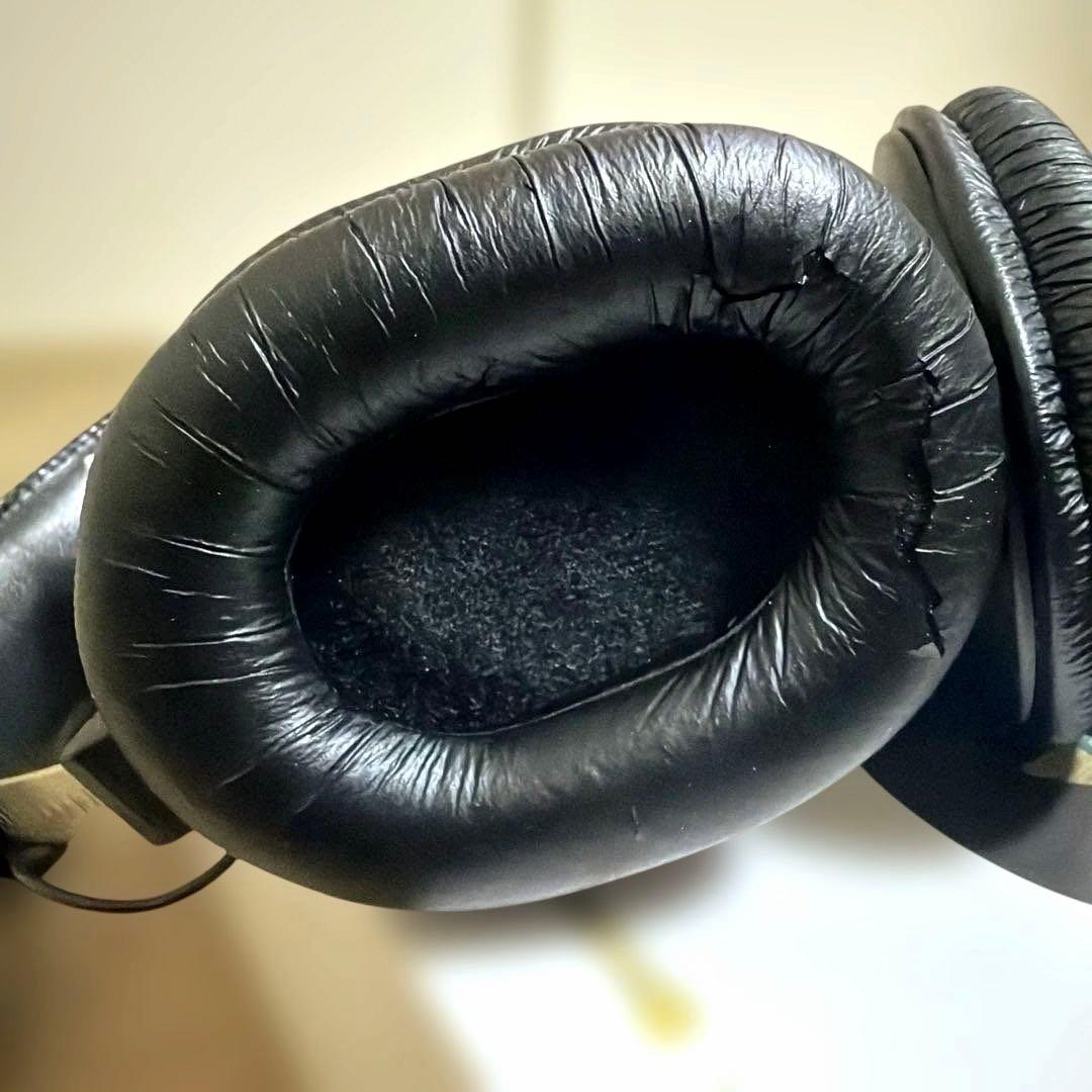 Sony MDR-7506 サウンドモニターヘッドホン　ヘッドフォン