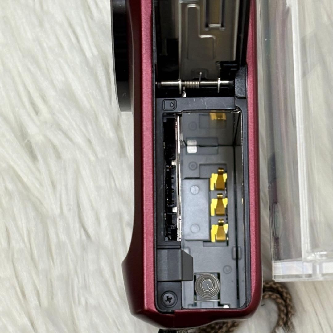 CASIO カメラ　EX-H30 充電器　箱　レッド コンデジ　動作品　外観美品