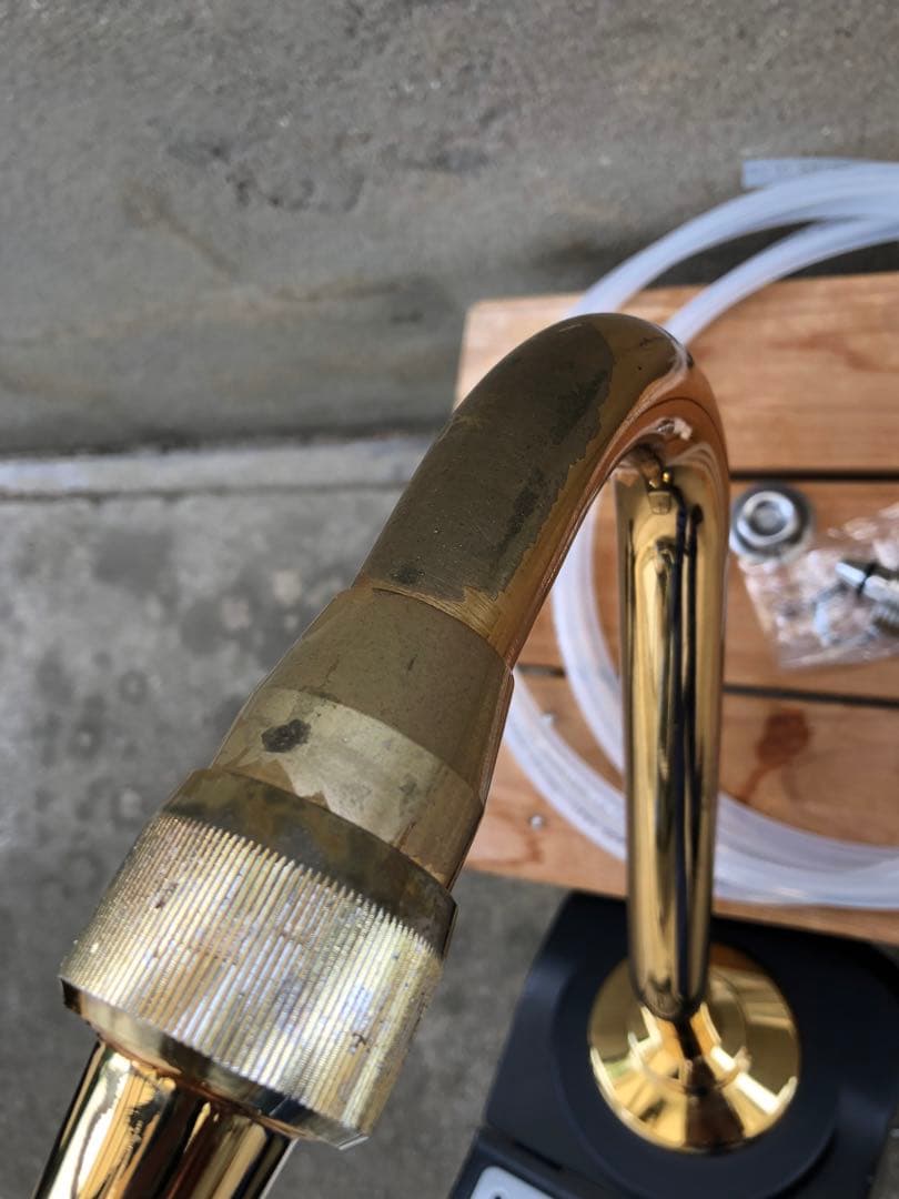 生ビールサーバー用ドラフトタワー　台座付き