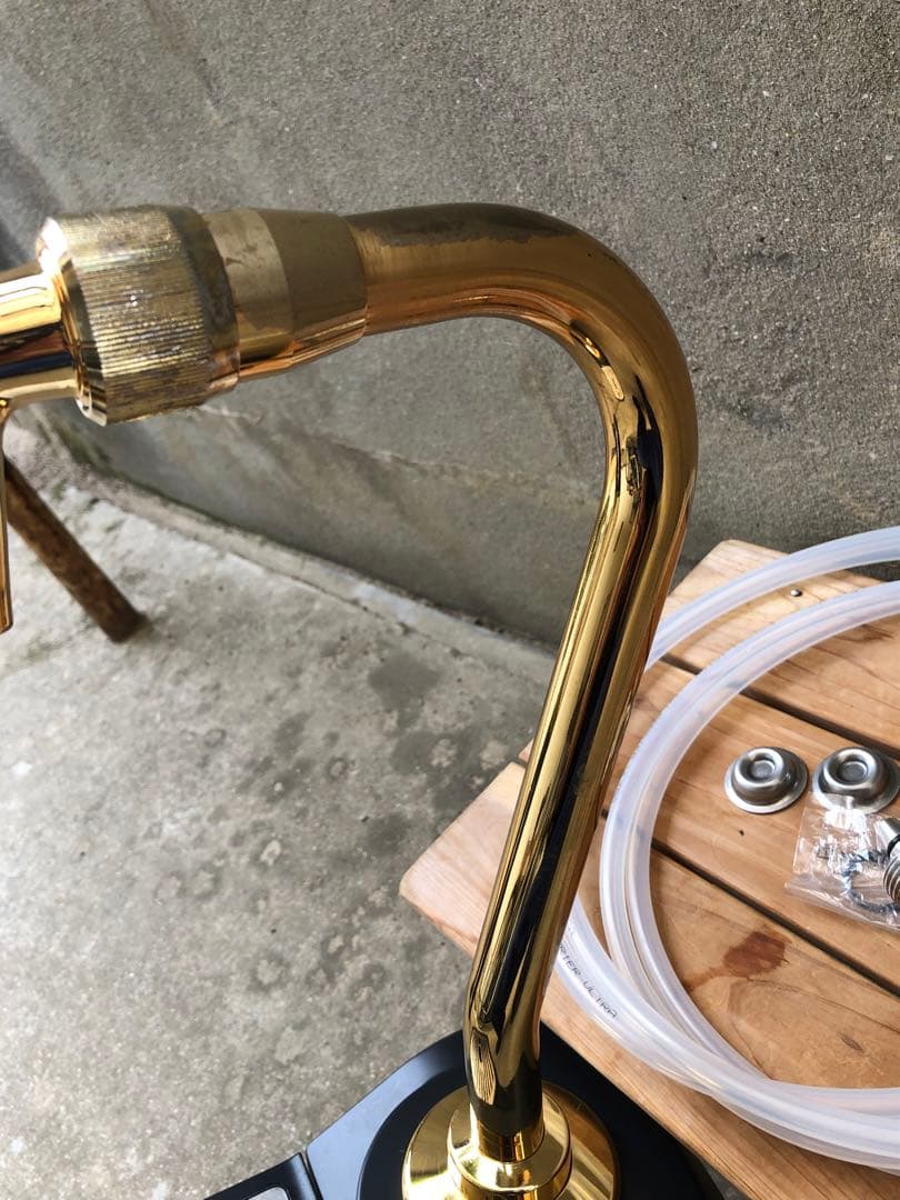 生ビールサーバー用ドラフトタワー　台座付き