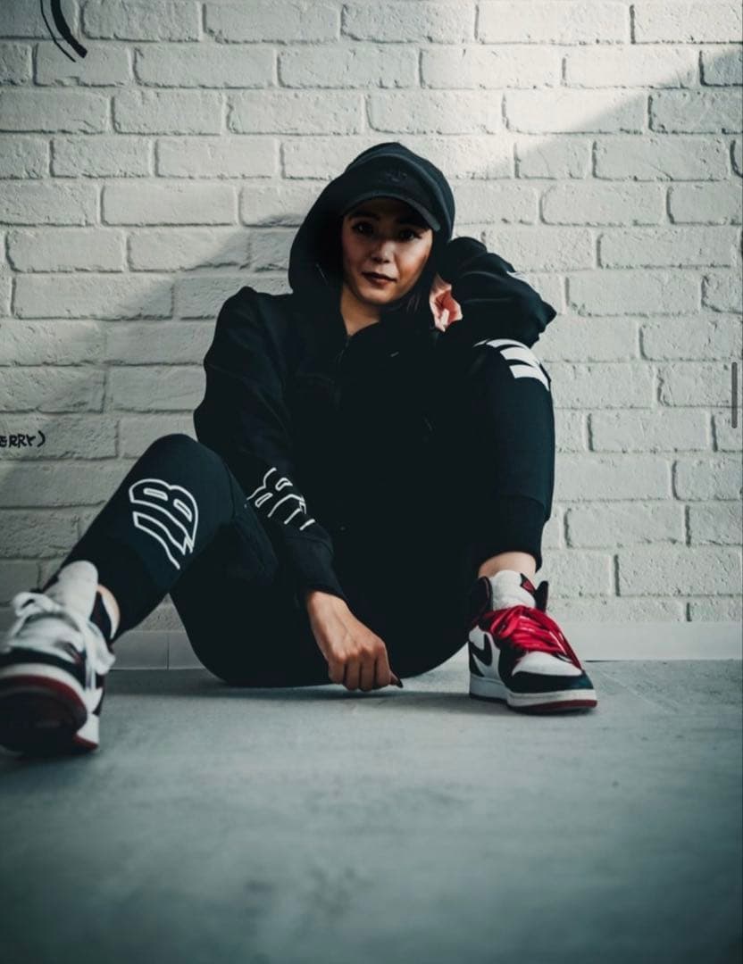 【少ロット限度生産品】リバティウォーク×ニューエラコラボスウェットセットアップ