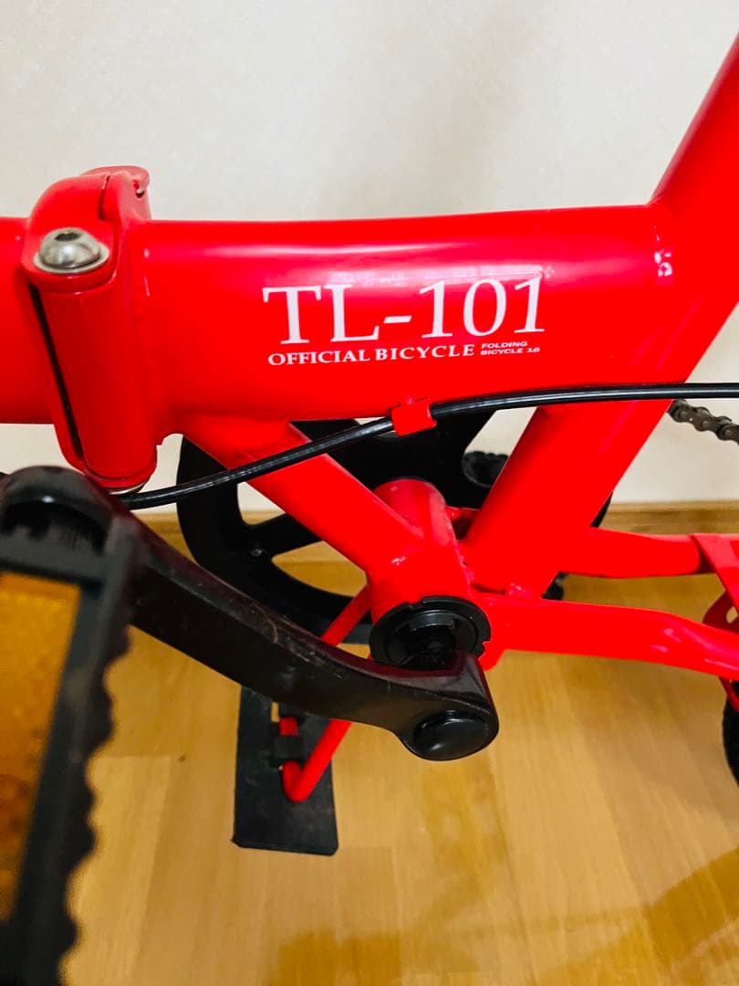 ハナさん専用ランボルギーニトニーノ折り畳み自転車１６インチ
