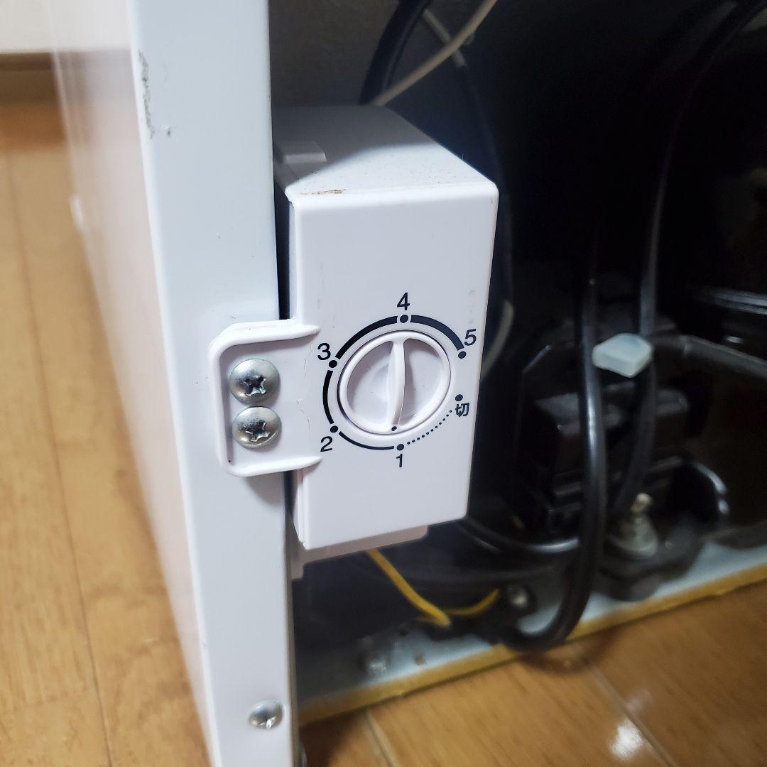 【送料込み】アイリスオーヤマ　冷凍庫　IUSD-6B-W 2021年製　60L