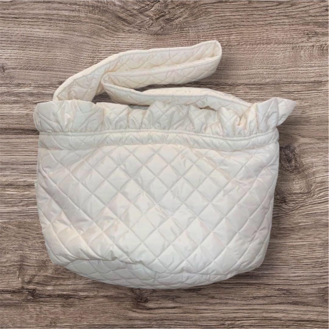 【新品未使用】 ボンボンコピーヌ キルティングキャリー Sサイズ