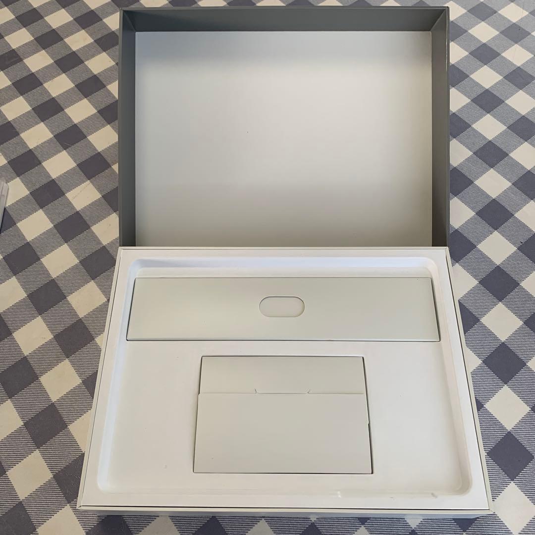 Microsoft Surface Go2本体