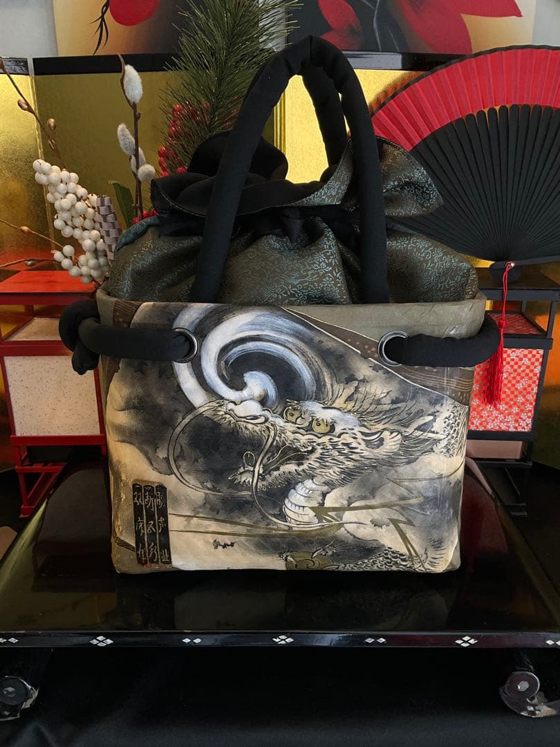 一閑張り　一閑張りバッグ　雲龍　虎　古文書　和紙　竹籠　籠バッグ　着物　金墨　黒