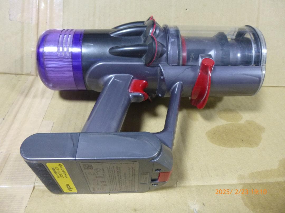 本日限り　ダイソンSV18　純正充電スタンド付き　エコモード43分　動作確認済み