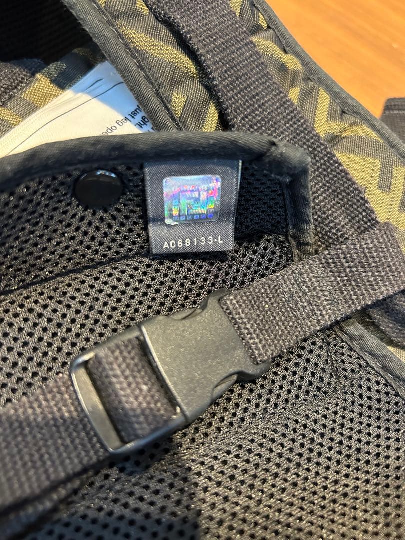 FENDI×アップリカ抱っこ紐　箱、取説付き