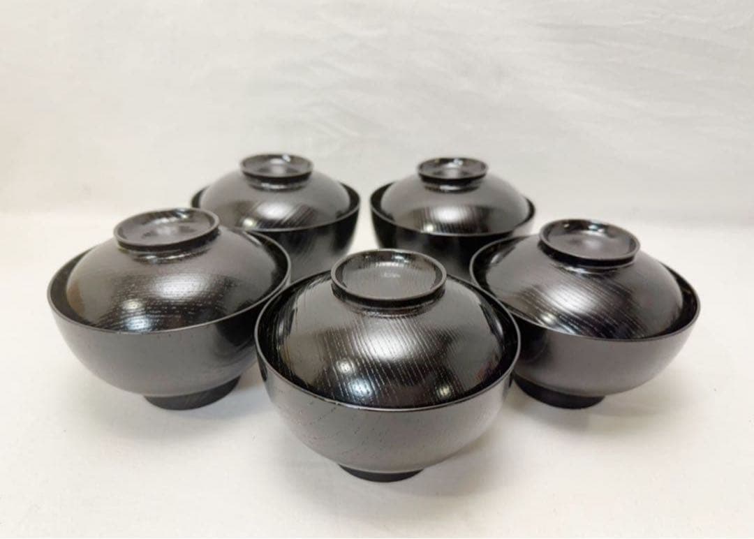 ほぼ未使用 懐石道具 木製黒塗 吸物椀 金彩松葉見返し蒔絵 木箱