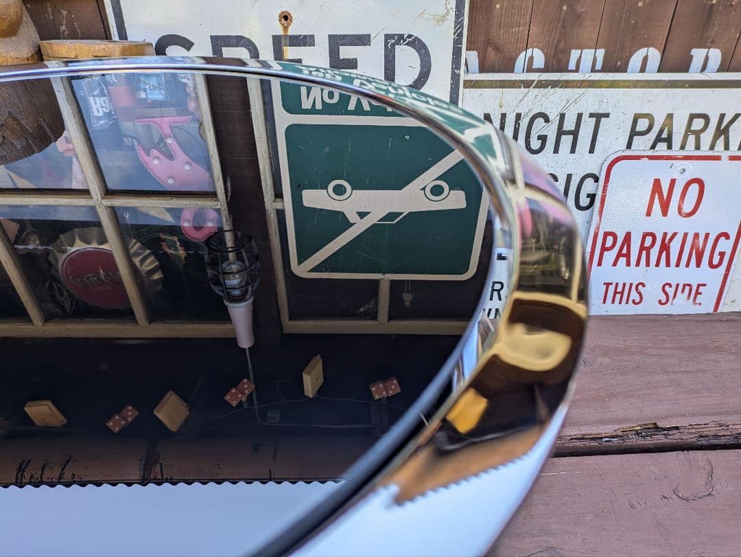 ミッドセンチュリー　スペースエイジ　ラウンドテーブル　強化ガラス　ガラステーブル