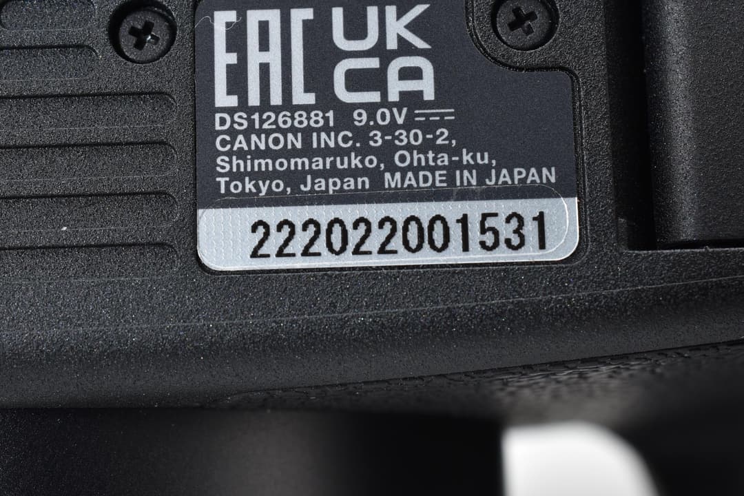 ■極上品■ キヤノン EOS R8 ミラーレス #C626